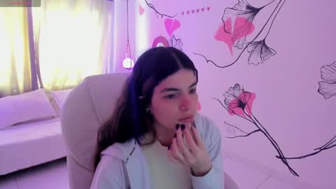 Kendall online show from 05.03.26