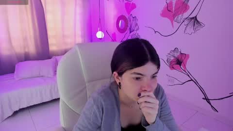 Kendall online show from 05.05.26
