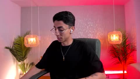 Snapshot of gio_carangi chatting on 03.08.26 Gio Carangi online show from 03.08.26