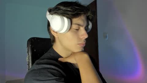 GioRusso online show from 10.24.25