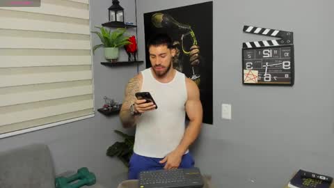 Snapshot of giorgio_leone2 chatting on 05.17.26 Giorgio leone online show from 05.17.26