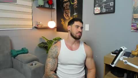 Snapshot of giorgio_leone2 chatting on 05.19.26 Giorgio leone online show from 05.19.26