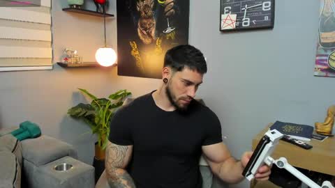 Snapshot of giorgio_leone2 chatting on 05.20.26 Giorgio leone online show from 05.20.26
