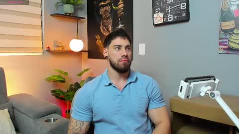 Snapshot of giorgio_leone2 chatting on 06.16.26 Giorgio leone online show from 06.16.26