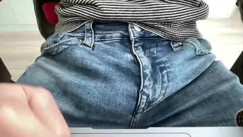 Snapshot of giovaa23 chatting on 03.17.26 giovaa23 online show from 03.17.26