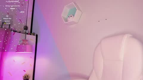 Giovanna  online show from 02.07.25