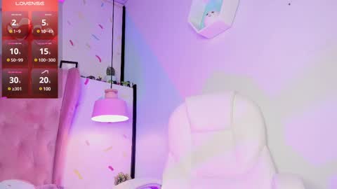 Giovanna  online show from 02.13.25