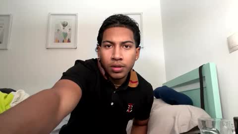 Snapshot of giraldosan320 chatting on 10.30.25 giraldosan320 online show from 10.30.25