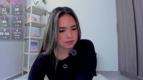 Snapshot of girl_alana chatting on 09.20.25 Alana online show from 09.20.25