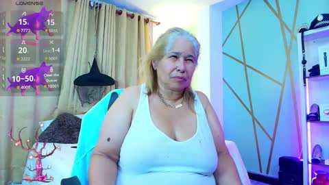 Snapshot of girl_amada chatting on 10.04.25 Girl Amada online show from 10.04.25