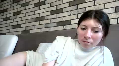 Snapshot of girl_cute007 chatting on 06.14.26 girl_cute007 online show from 06.14.26