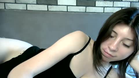 Snapshot of girl_cute007 chatting on 06.29.26 girl_cute007 online show from 06.29.26
