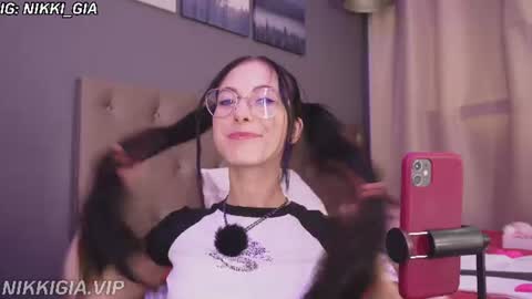 Nikki online show from 06.15.26