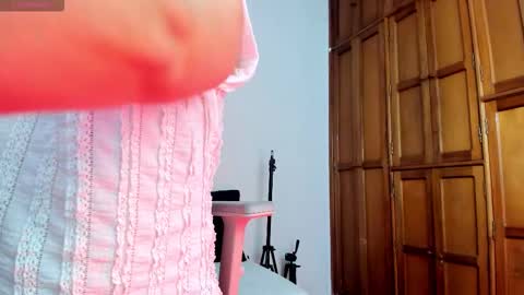 girl_inline online show from 03.14.26