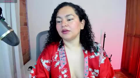 girl_inline online show from 03.16.26