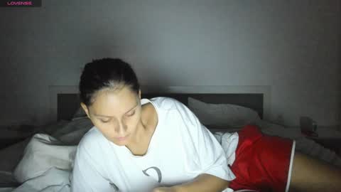 Snapshot of girl_mila chatting on 01.16.26 Lora and Rebecca online show from 01.16.26