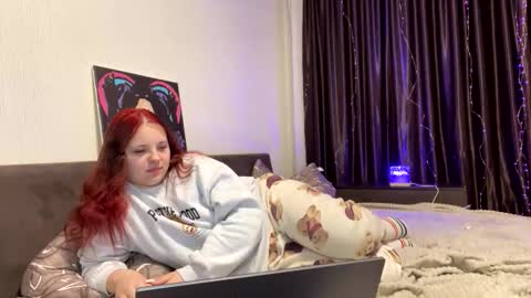 girl_shy07 online show from 04.22.26