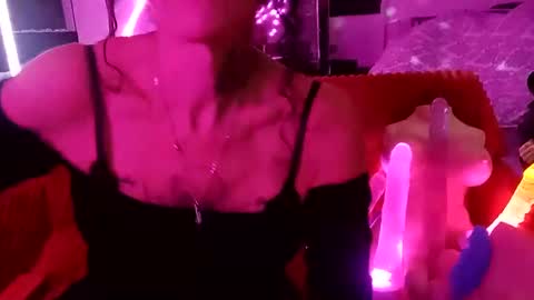 Snapshot of girls227445638252 chatting on 11.24.25 girls227445638252 online show from 11.24.25