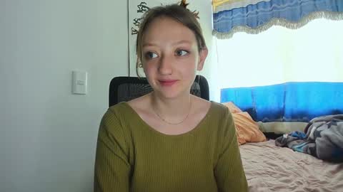 Maze    Thumbs up online show from 12.24.24