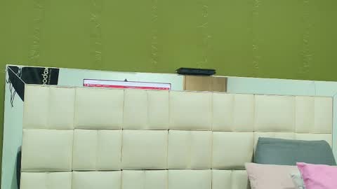 Snapshot of gisell_gomez chatting on 10.20.25 Gisell online show from 10.20.25