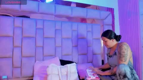 Snapshot of gisell_squirt chatting on 06.05.26 gisell_squirt online show from 06.05.26