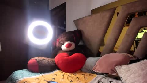 Snapshot of giselreyes1 chatting on 12.02.25 . Gisel Reyes . online show from 12.02.25