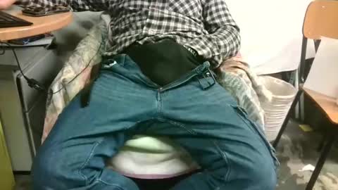 Snapshot of giulio__35 chatting on 02.23.25 giulio__35 online show from 02.23.25