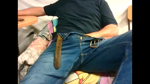 Snapshot of giulio__35 chatting on 09.10.25 giulio__35 online show from 09.10.25