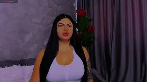 Giulia online show from 06.19.26