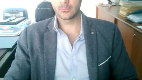 giuseppevai1 online show from 05.04.26