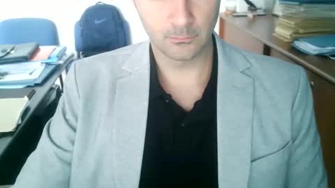 Snapshot of giuseppevai1 chatting on 05.19.26 giuseppevai1 online show from 05.19.26