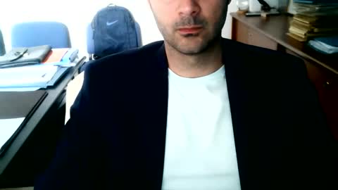 Snapshot of giuseppevai1 chatting on 05.20.26 giuseppevai1 online show from 05.20.26