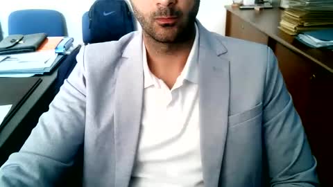 Snapshot of giuseppevai1 chatting on 05.22.26 giuseppevai1 online show from 05.22.26