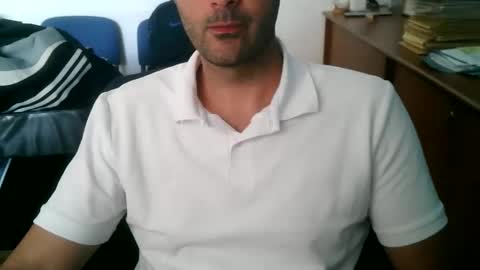 Snapshot of giuseppevai1 chatting on 06.04.26 giuseppevai1 online show from 06.04.26