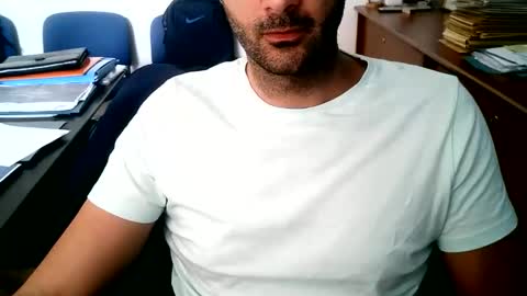 Snapshot of giuseppevai1 chatting on 06.10.26 giuseppevai1 online show from 06.10.26