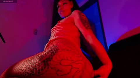 Snapshot of give_me_orgasms chatting on 06.05.26 Nice to meet you my name is Heyli online show from 06.05.26