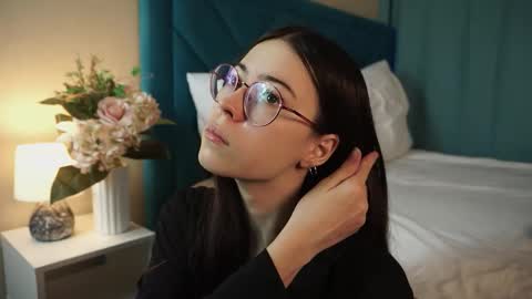 Agness online show from 02.03.26