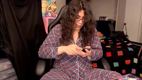 glaceon9 online show from 11.21.25