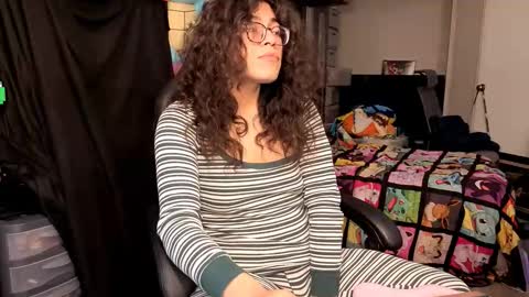 glaceon9 online show from 11.21.25