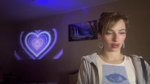 Snapshot of glamour_rogue chatting on 02.16.26 glamour_rogue online show from 02.16.26