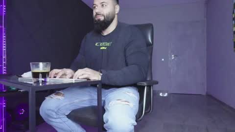 Matthew .. for short call me Matt online show from 12.14.25