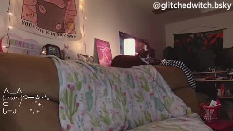 Glitch online show from 12.19.24