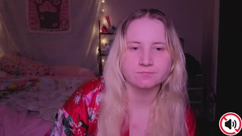 Glitch online show from 12.01.25