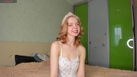 Snapshot of glitchydoll chatting on 02.17.26 Sarah online show from 02.17.26