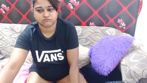 glitter candy online show from 03.05.25