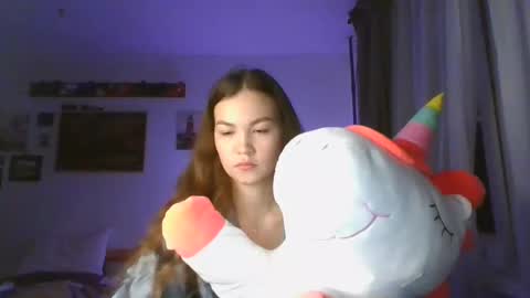 glitter_doll online show from 01.17.25