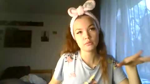 glitter_doll online show from 01.27.25