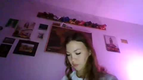 glitter_doll online show from 01.31.25