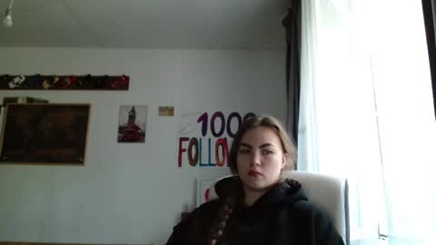 glitter_doll online show from 09.16.25