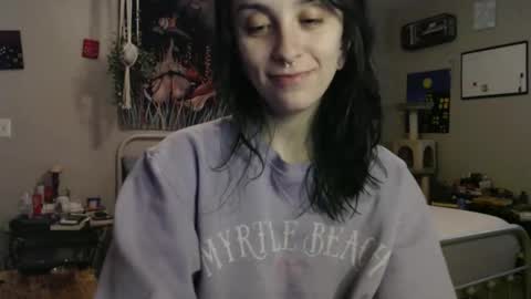 Snapshot of glitterspace chatting on 02.15.26 anna online show from 02.15.26